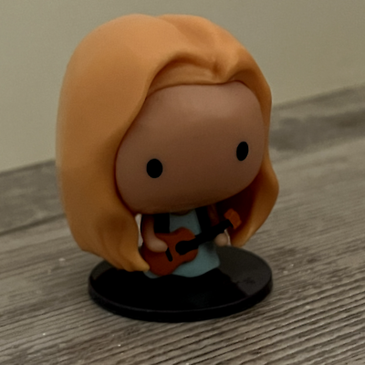 2024 McDONALD'S Phoebe 'Friends The Television Series' Spain Happy