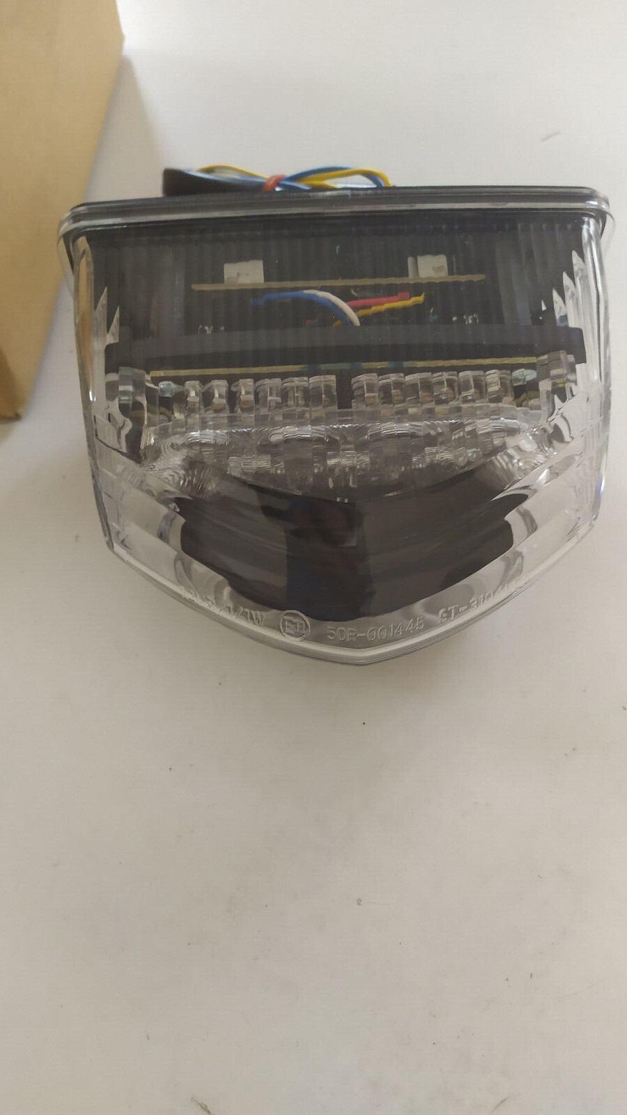 Feu arrière blanc à led avec clignotants pour rouler de nuit en Honda 600 CBR