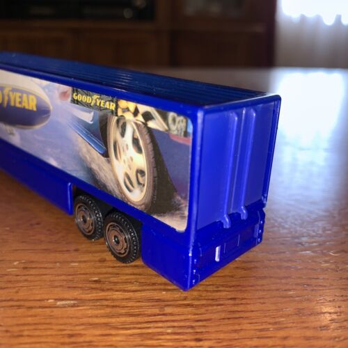 2005 Diecast Volvo FH16 Malibu Semi, Matchbox Mattel Asadas Rig Tractor Trailer - Picture 9 of 12