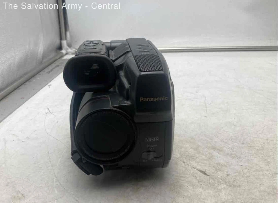 Panasonic Palmcorder IQ PV-A296D Color Viewfinder Black Handheld Camcorder - Image 3 of 4
