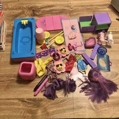 Mattel WHAT S HER FACE Pet s Wigs Hair Clothes accessories Lot