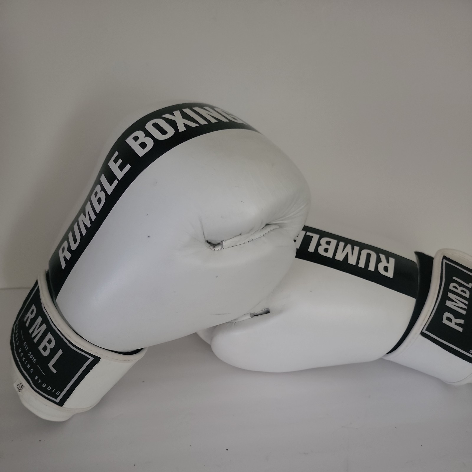 RMBL Rumble Boxing Studio Gloves Boxing Gloves for Men and Women