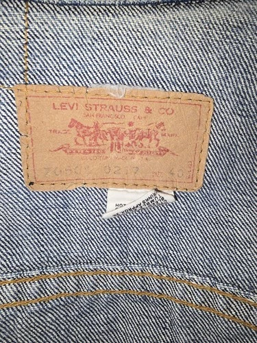 Levi's Men's Blue Denim Trucker Jacket Size 40 Button Front MPN 72334-0213 image 2