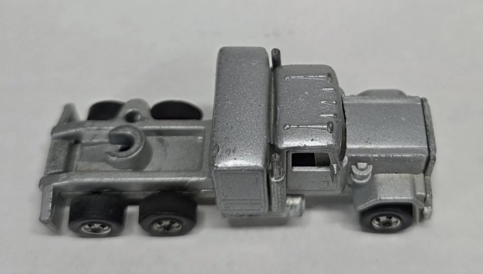 Hot Wheels Steering Rigs No. 1920 GMC Van Eagle Trucking - Image 3 of 4