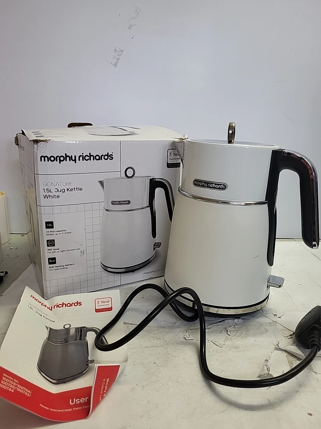 Morphy Richards Signature White Kettle Rapid Boil 1.5L 3KW 360 deg 100704
