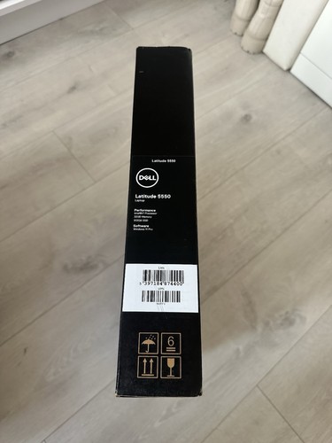 Dell Latitude 5550 15.6" Laptop Intel Core Ultra 7 165H 32GB 512GB Win 11 Pro - Foto 2 di 2