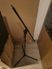 Fame Mikrofonständer MKII mit Galgen+ XLR Kabel 