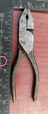 Vintage TW Pliers - Classic