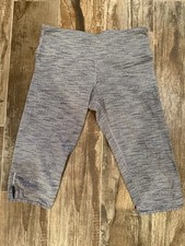 LULULEMON Grey Cropped Leggings Women’s Sz 6 Keyhole Detail Heather Gray