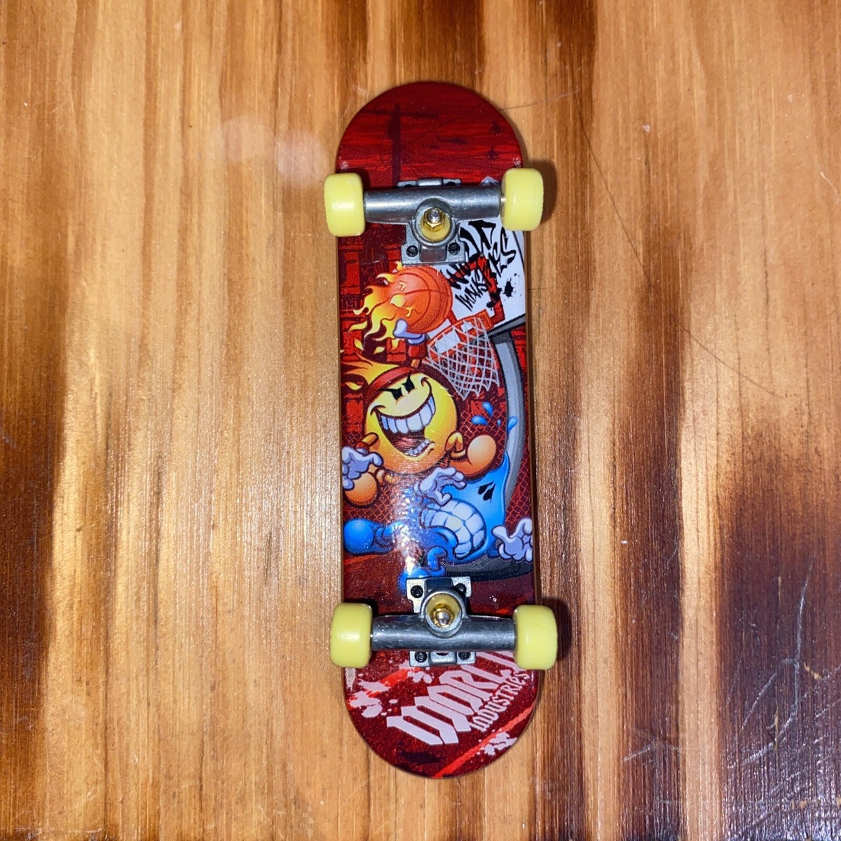 Vtg '90s Tech Deck Fingerboard 00823RFG Flame Boy World Industries