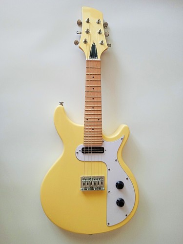 Mandolin Electric Guitar 6-string yellow Easy to carry for Travel Party - 第 1/5 張圖片