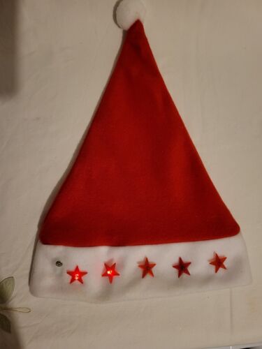 LIGHT UP SANTA HAT RED FLASHING STARS