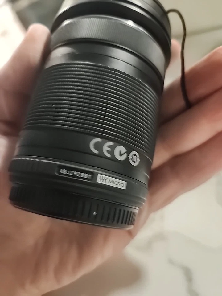 Объектив Olympus Digital 40-150 мм 1:4-5,6 R ED MSC (отличные условия) - Изображение 4 из 4