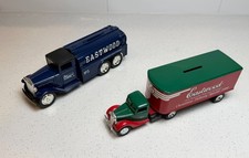 Eastwood Die-Cast Bank Trucks Lot (2) 1930 Diamond T & 1937 Ford Christmas LTD