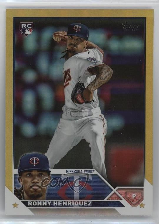 2023 Topps Series 2 Gold Foil Ronny Henriquez #372 10u3