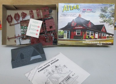 Atlas H0 706 Bausatz US Passenger Station Kit in OVP (27/06)