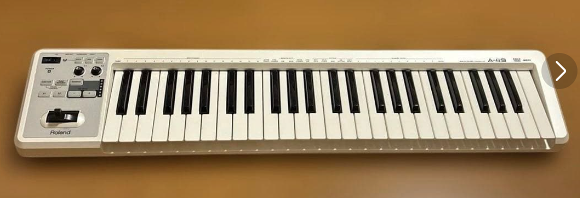 Roland A-49 Excellent cond 49-Key USB MIDI Keyboard Controller