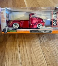Jada Just Trucks 1952 Red Chevy Coe Pickup 124 With Wheel Accessories