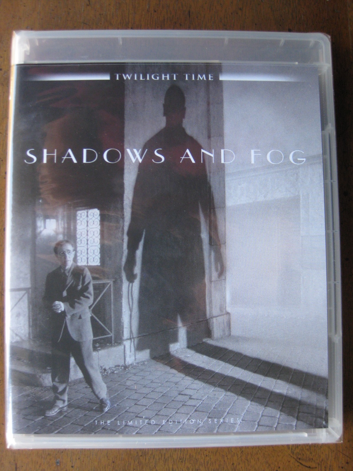 SHADOWS AND FOG (1991) (BluRay) TWILIGHT TIME WOODY ALLEN, MIA
