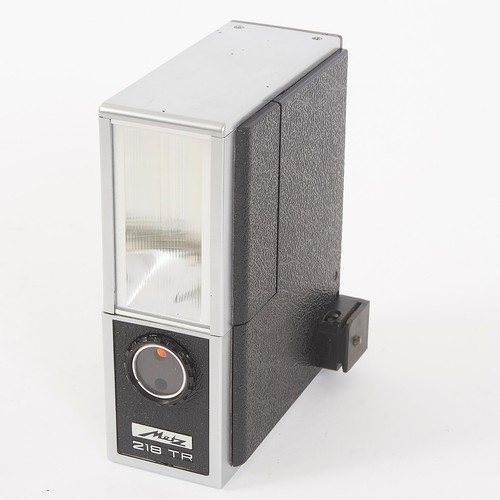 METZ 218 TR SWIVEL HEAD FLASH With AC ADAPTER / CHARGER 215.12D - Picture 5 of 5