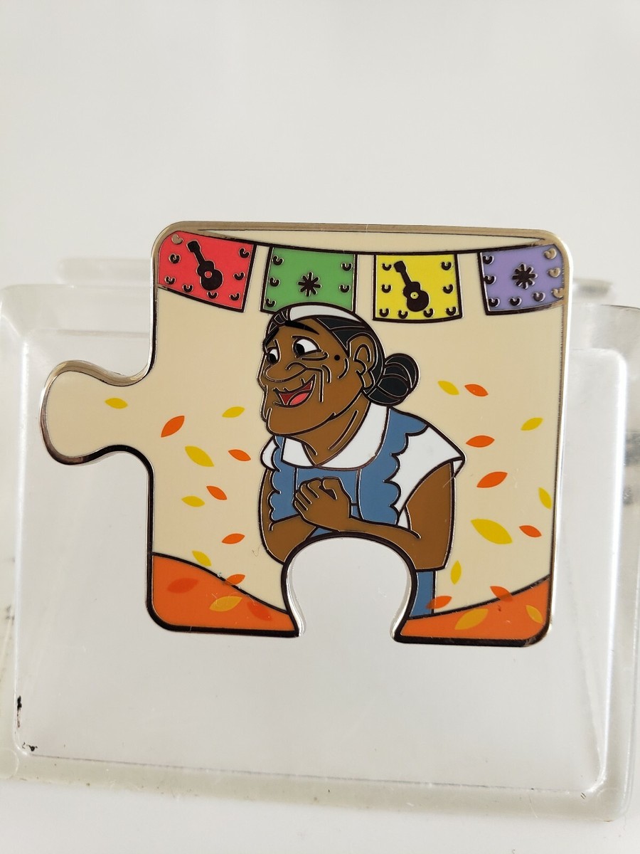 DISNEY/PIXAR COCO-~ABUELITA MYSTERY CHARACTER CONNECTION PUZZLE LE