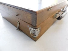 Antique Artist Carry Case Wooden Painters Box & palette paper Portable Plein Air
