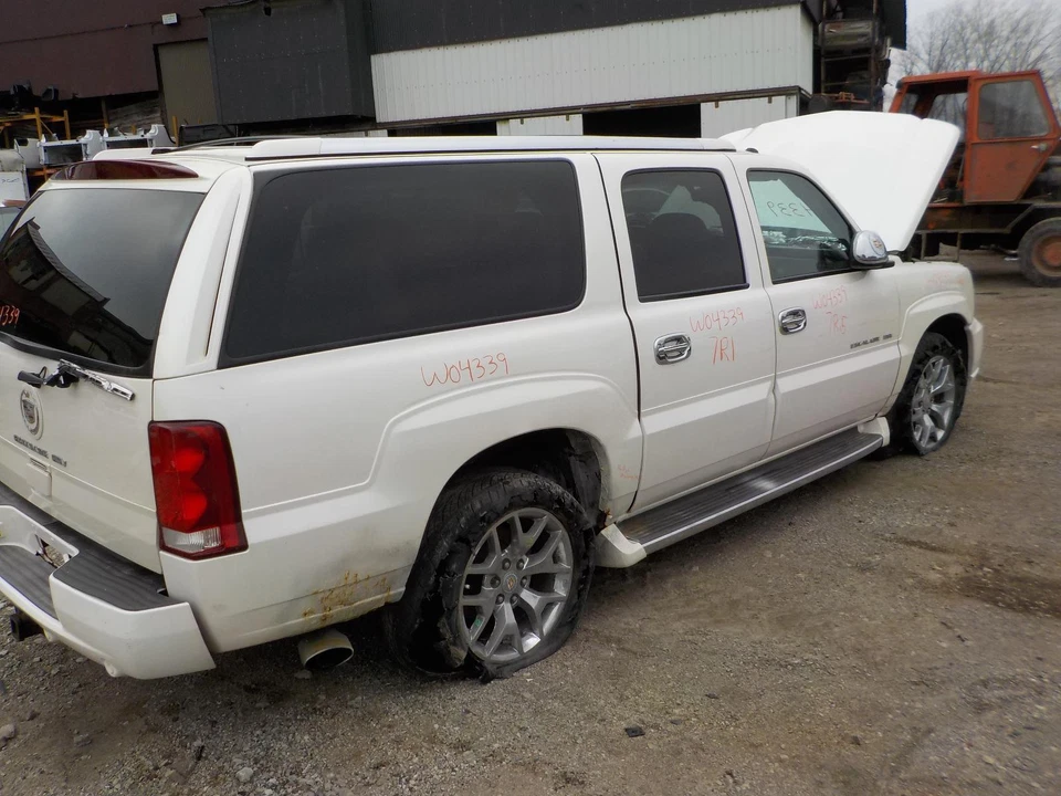 Used Front Right Fender fits: 2004 Cadillac Escalade esv Front Right Grade A Foto 4 de 4
