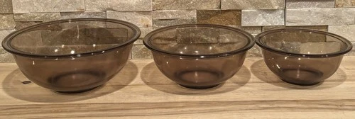 Vintage Pyrex Amber Brown Glass Nesting Mixing Bowls #322 #323 #325 Set of 3