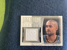 2001 Upper Deck Grant Hill Legendary Jerseys Detroit Pistons