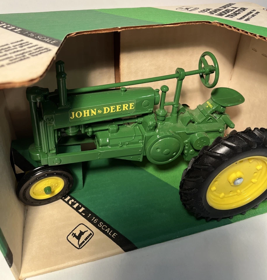 ERTL, 1934 John Deere, Trator Modelo A, #539DO, Escala 1:16, Diecast, Novo Na Caixa (B216) - Imagem 2 de 4