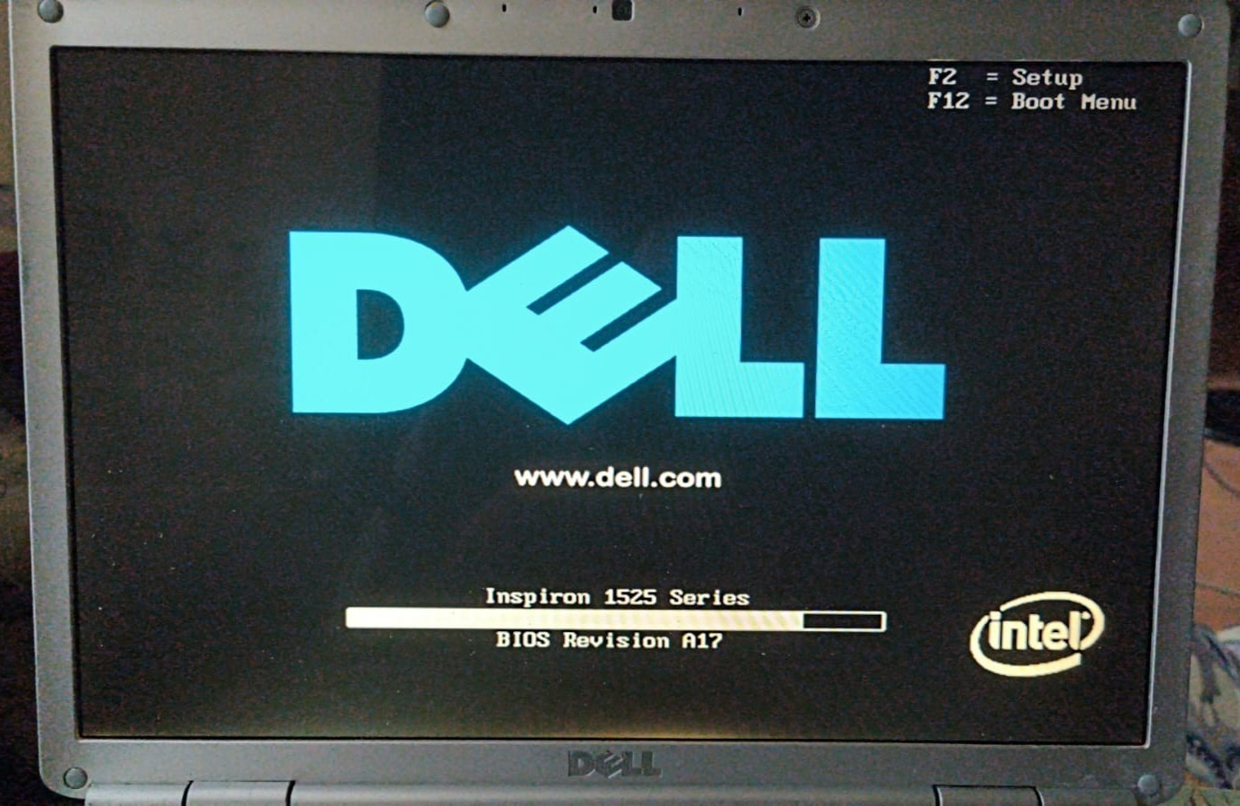 NOTEBOOK DELL INSPIRON 1525 INTEL core2 duo T7800 @2,60 ghz, 4GB RAM
