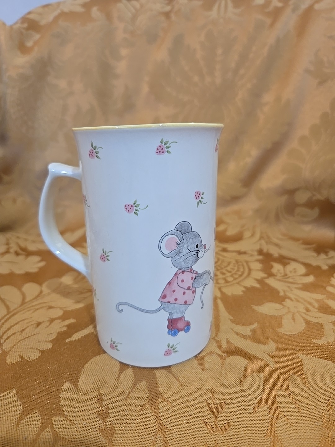 Mikasa Teddy CC018 Vintage Coffee Tea Cup Mug Teddy Bear and Mouse Design