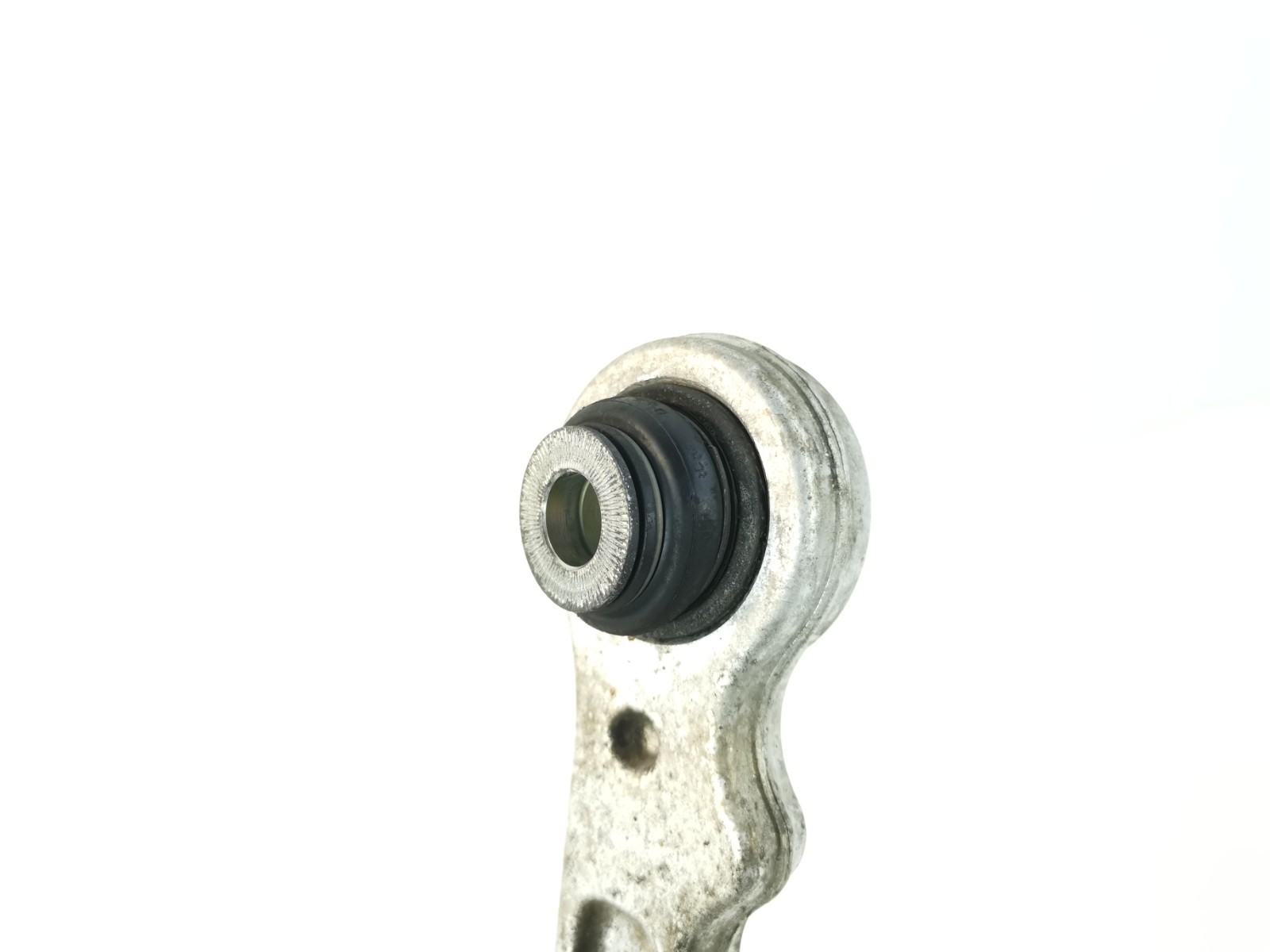 Maserati Levante 3.0 AWD Auto 2017 Rear Left Lower Control Arm 670032017 OEM