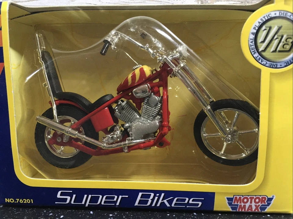Motor Max Super Bikes 1:18 Scale Die Cast 76201 Motorcycle Red Flames - Image 2 of 4