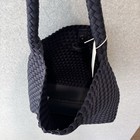 Foto 10 di 16