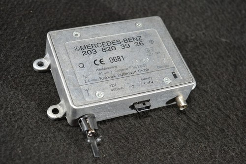 Mercedes W203 Steuergerät Antennenverstärker 2038203926 (#R19)