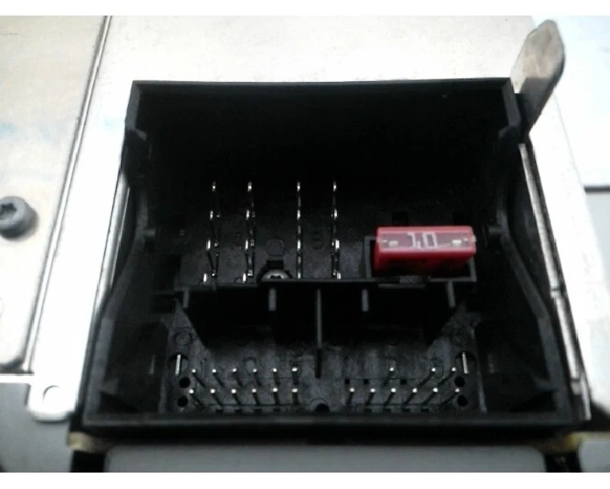 AUTORADIO AUDI A3 7649276380 2148428 - Photo 3/3