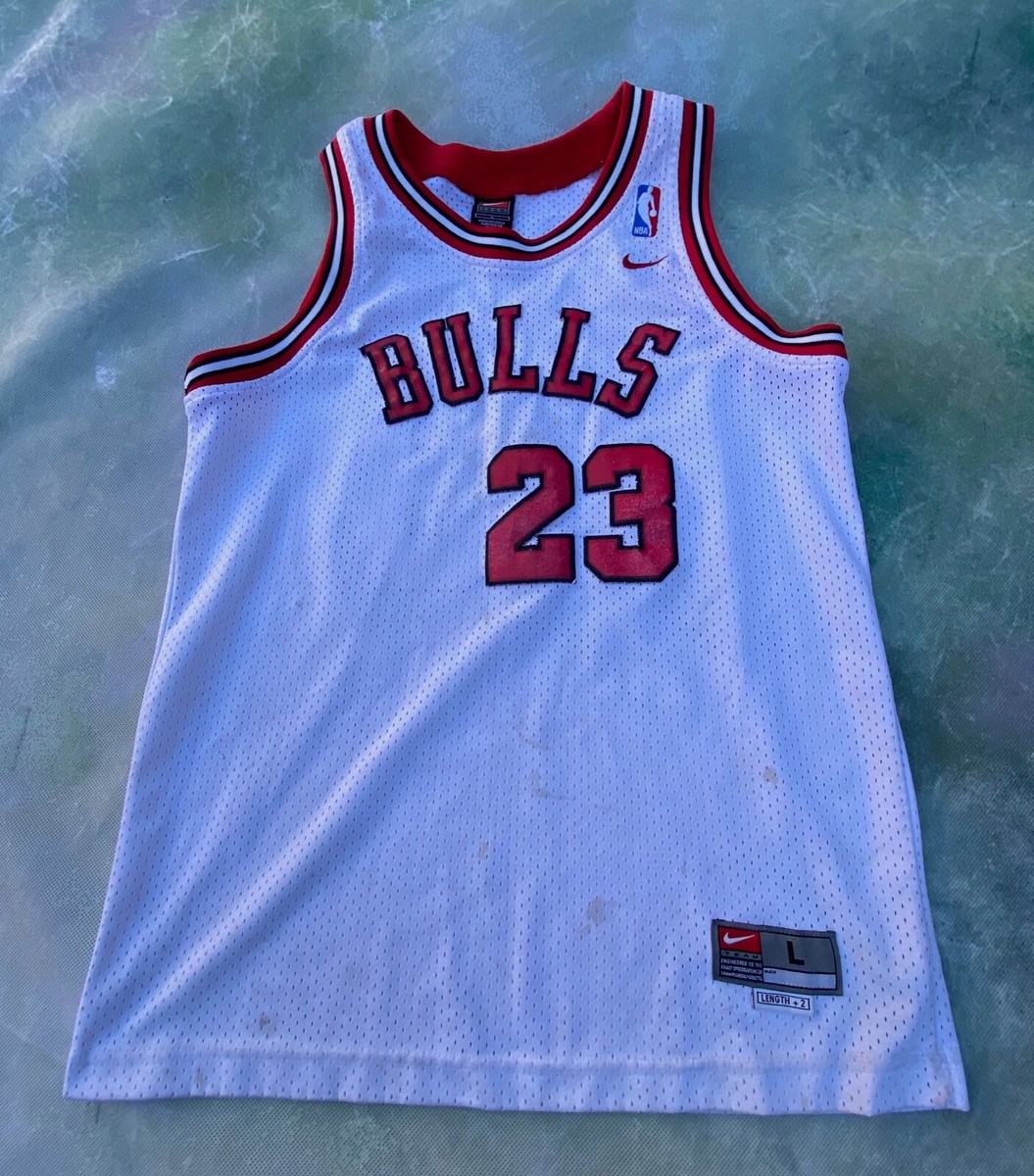 NIKE - Chicago bulls 23 nike クラッチバック シカゴ ブルズ Chicago bulls 23 nike クラッチバック シカゴ ブルズ（NBA