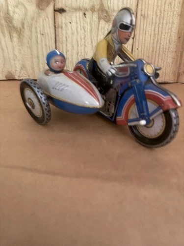 Vintage Tin Motorcycle Marx ? Very nice works