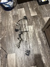 Diamond razor edge compound bow