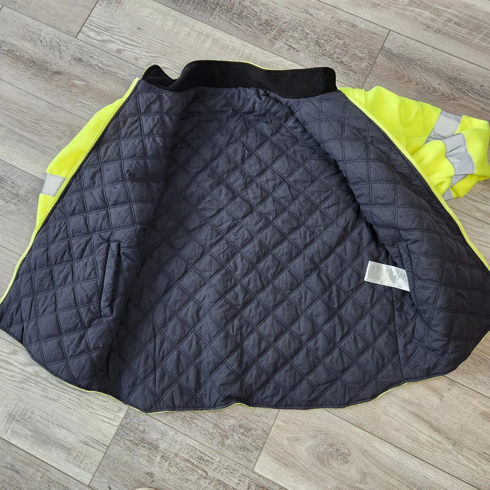 Portwest S427 Hi-Vis Breathable 7-in-1 Traffic Jacket / Vest Waterproof XL - product detail image 8