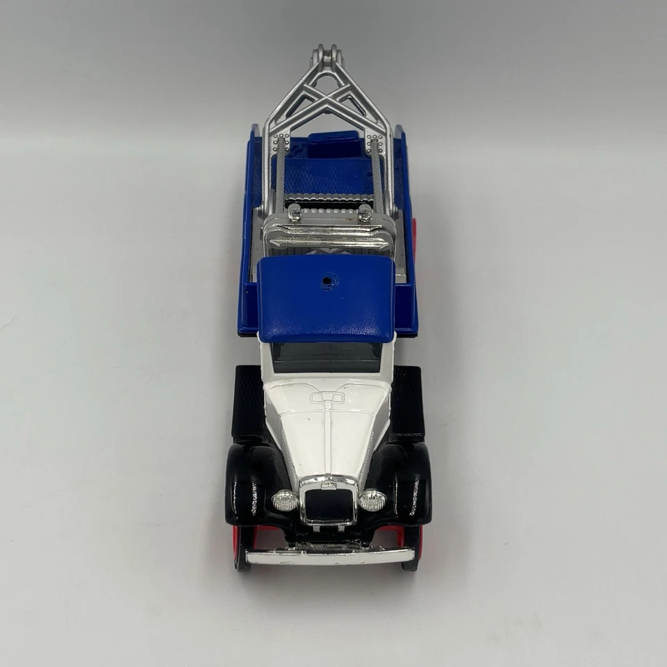 ERTL COLLECTIBLES 1931 HAWKEYE TOW TRUCK DIECAST METAL VEHICLE ~ 1/34 SCALE - Image 3 of 4