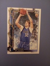 2025-26 Topps Holiday Basketball Checklist Guide in-content 25