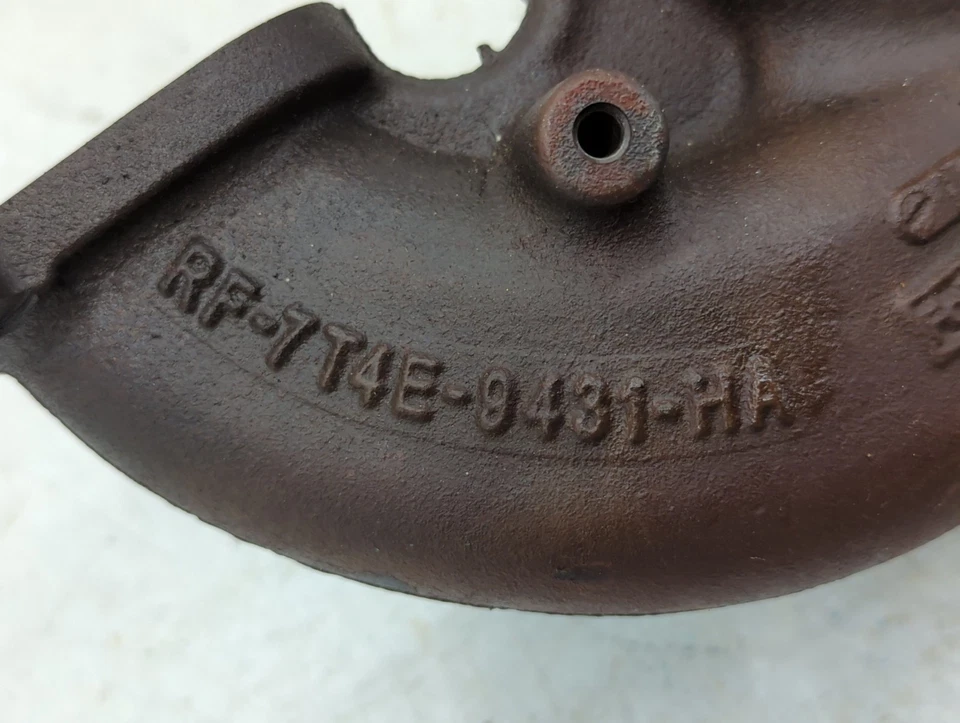 Colector de escape turbocompresor Lincoln MKZ 2007-2012 con turbocompresor PZD6U Foto 2 de 4