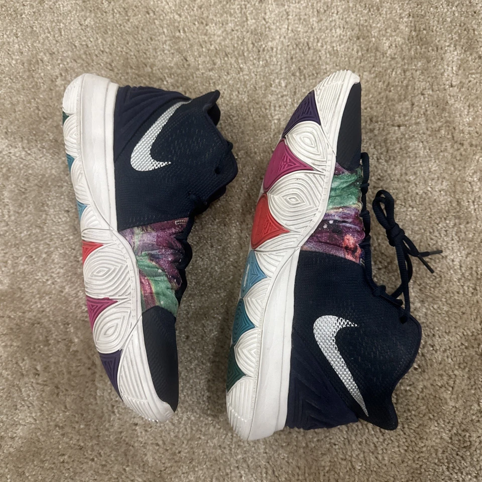 Pre Owned Used Nike Kyrie 5 Multi-color Sz 10 Men’s. Only Used On Hardwood. - Image 3 of 4