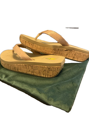 Volatile Womens Size 9 Nude Cork Wedge Flip Flop Sandals Faux Snakeskin VGUC