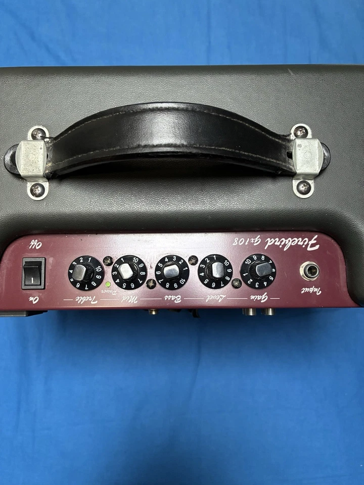 Amplificatore Behringer Firebird Gx108 - Immagine 4 di 4