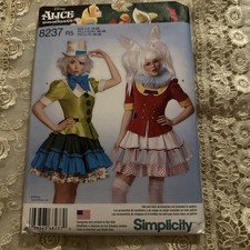 Sewing Pattern Simplicity 8237 Costume Cosplay 14-22 Alice In Wonderland Disney
