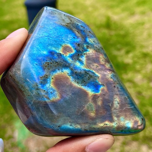 225G Natural elongated stone Madagascar polished crystal healing stone - 第 1/23 張圖片