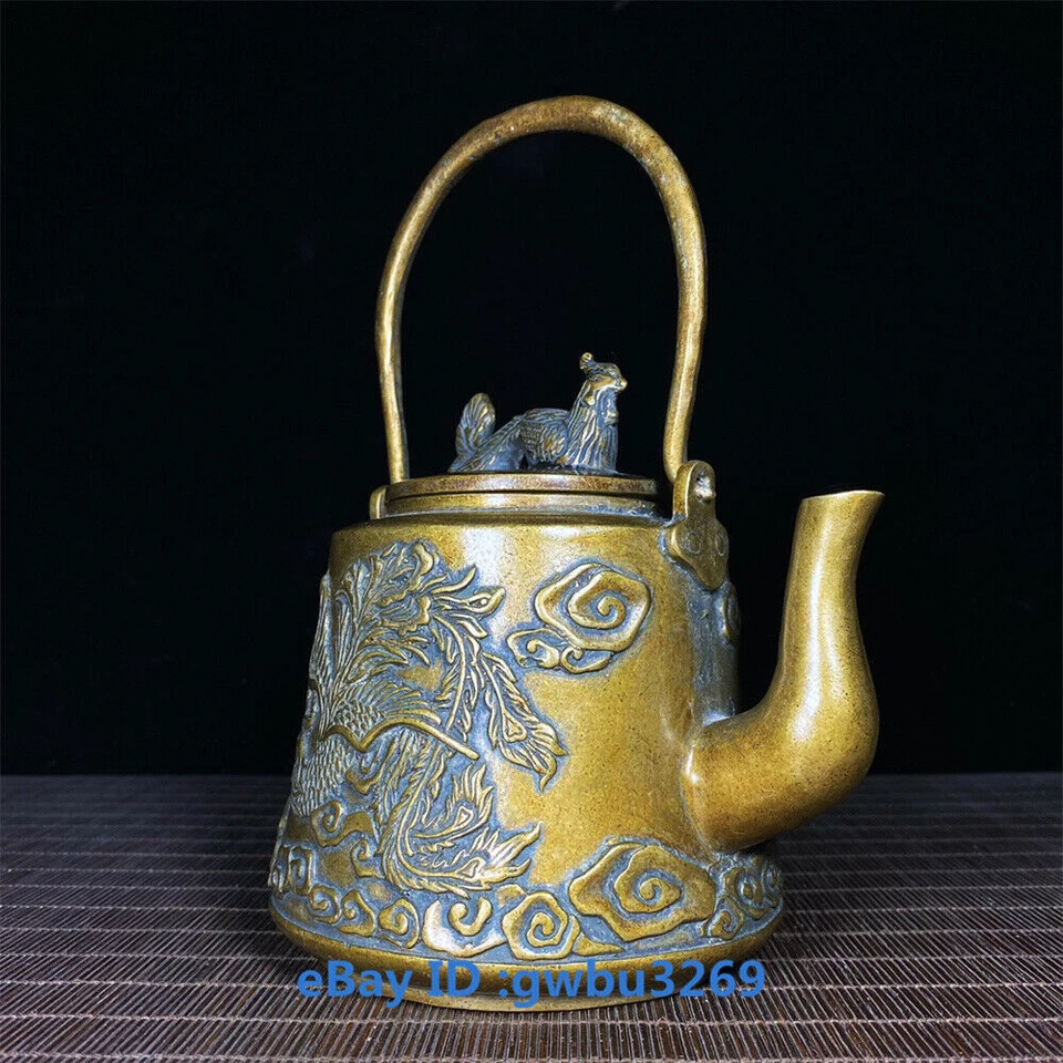 Tetera Phoenix tallada artesanalmente de latón antiguo Tíbet 23227 de colección Foto 3 de 4